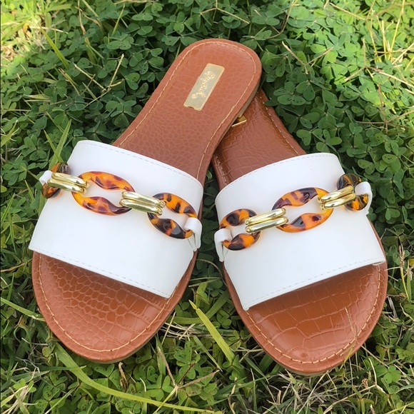 Qupid - White Sandals - Picture 2 of 5